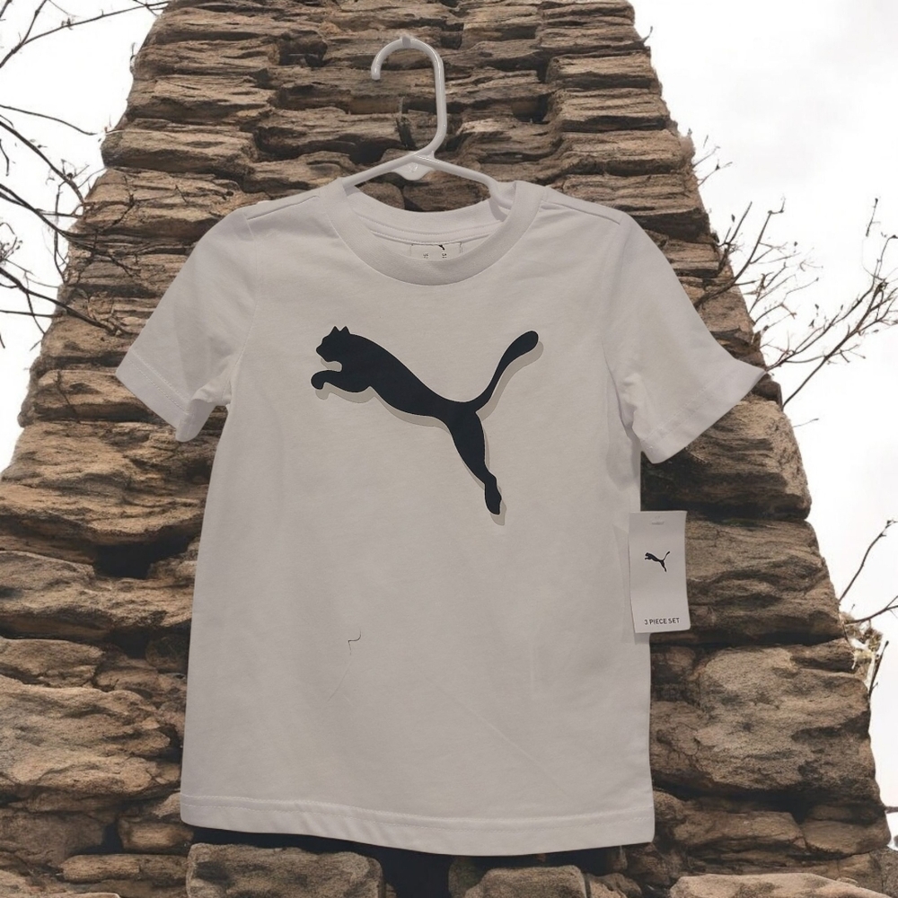 Puma Black and White Short Sleeve Tee with Iconic Logo - Picture 1 of 7